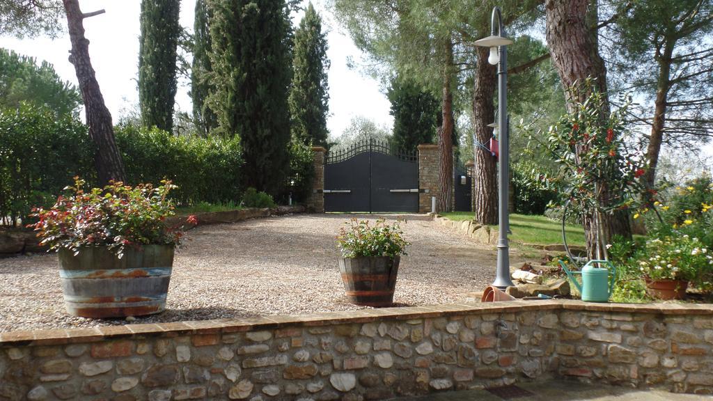 Il Fienile Holiday Home Le Fornacette Exteriér fotografie