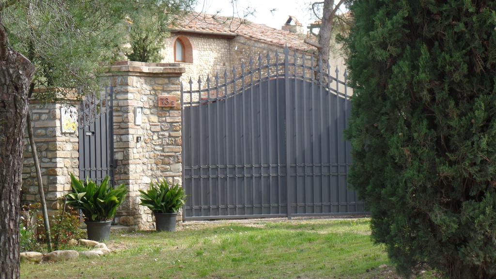 Il Fienile Holiday Home Le Fornacette Exteriér fotografie
